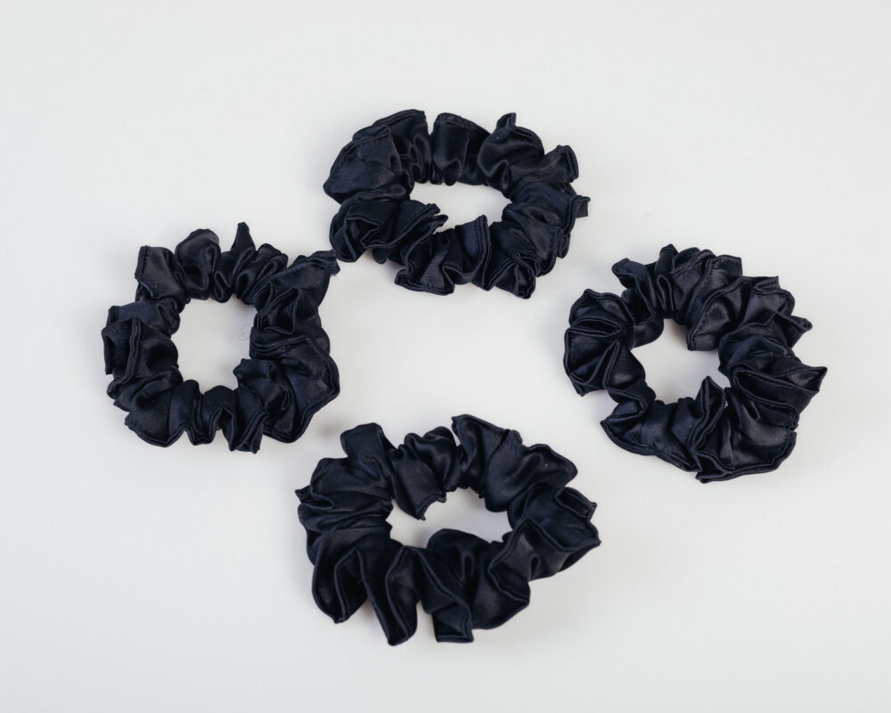 Natural Silk Hair Band Black Sea - Image 4
